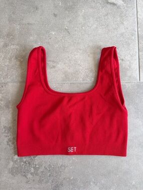 Set Active Red Ribbed Scoop Neck Crop Tank Top by